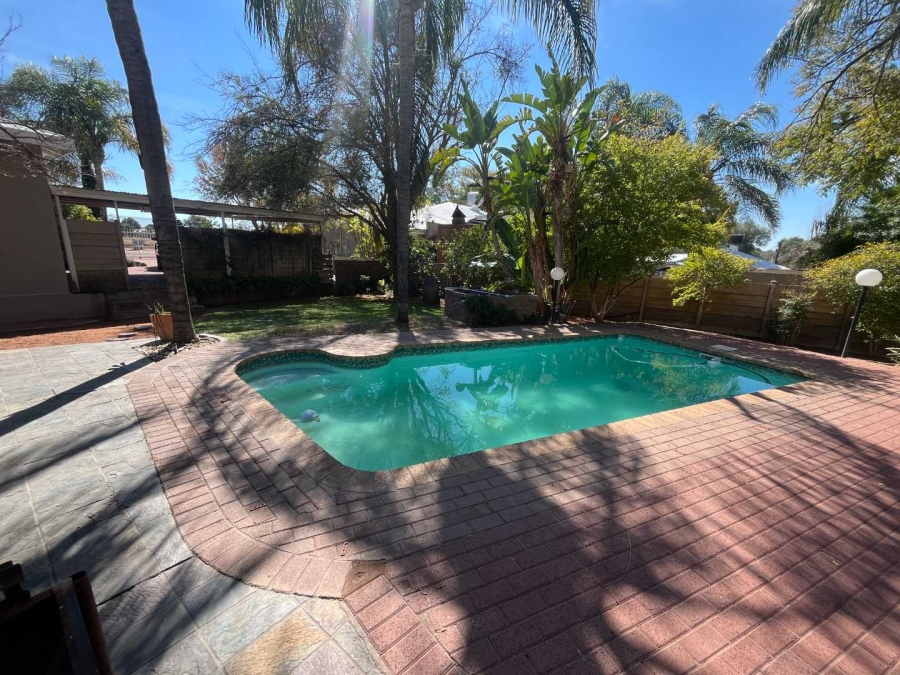 4 Bedroom Property for Sale in Middelpos Northern Cape